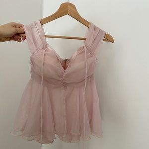 Cute flowy blouse top